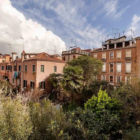 Ca' Naviglio Alloggio in famiglia *